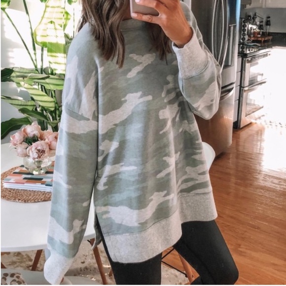 aerie Tops - Aerie oversized crew sweatshirt